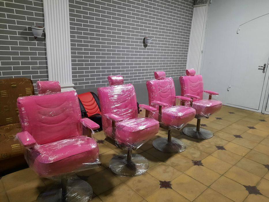 Sartarosh kreslo sotiladi