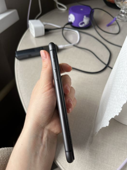 11 айфон 128гб, аккумулятор 89%