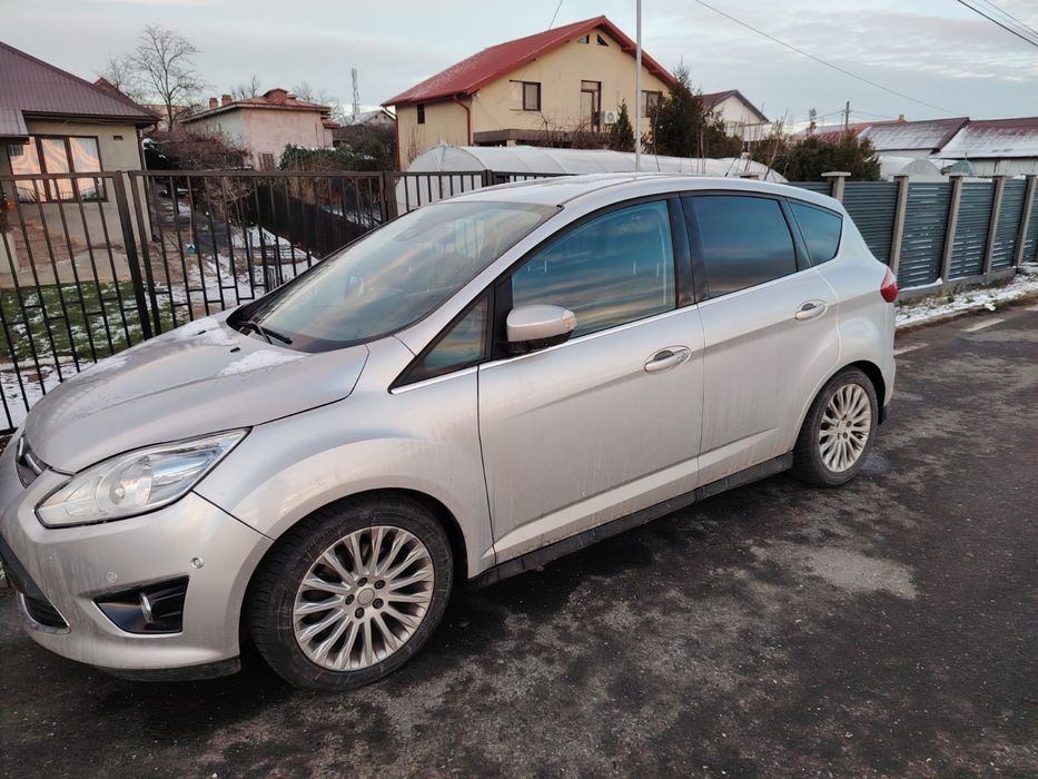Vând Ford C-Max 2016