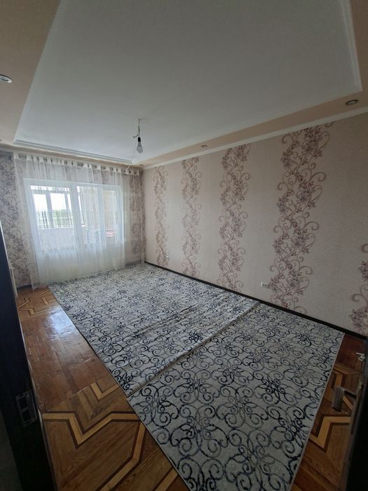 Феруза 3/5/5  балкон 2×6. Риелторов просьба не беспокоить.