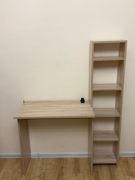 Продаю Компактный Стол