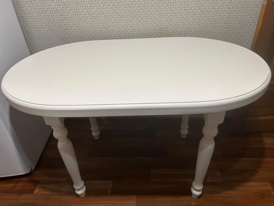 Продам стол в хорошем состоянии