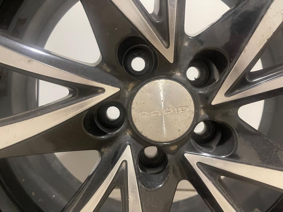 Продам шины для машины