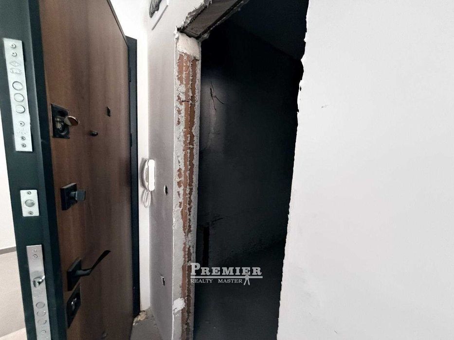 Двустаен апартамент на първа линия в кв.Сарафово