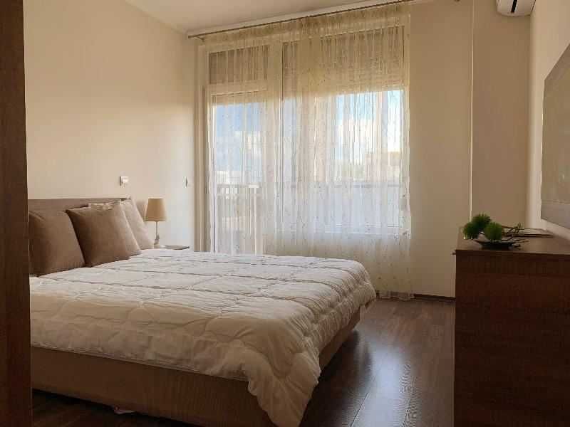 Дава се под наем Тристаен апартамент в София, Витоша - 92 кв.м за 624 € - Снимка #7