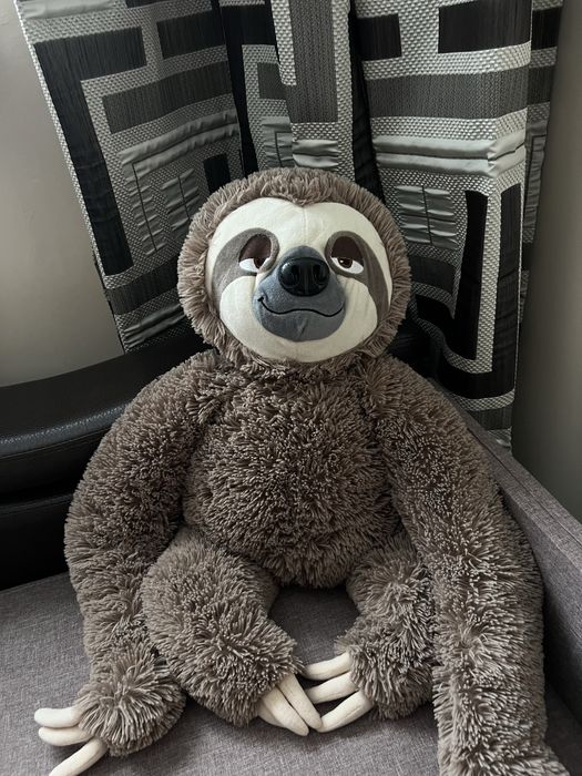 Продам игрушку ленивца