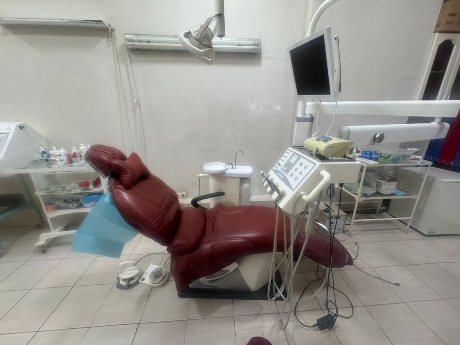 Стоматологическое  кресло