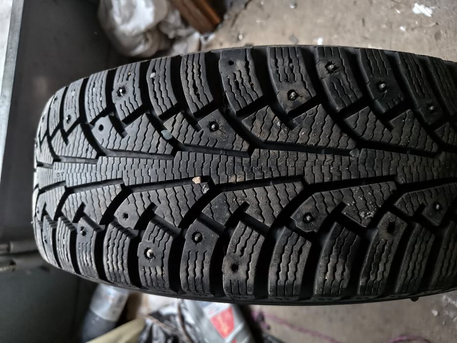 Продам 1шт зимний баллон 195/65/15