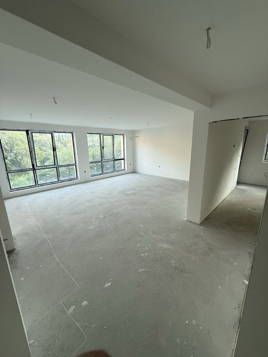 Дава се под наем Четиристаен апартамент в Асеновград - 160 кв.м за 1500 € - Снимка #4