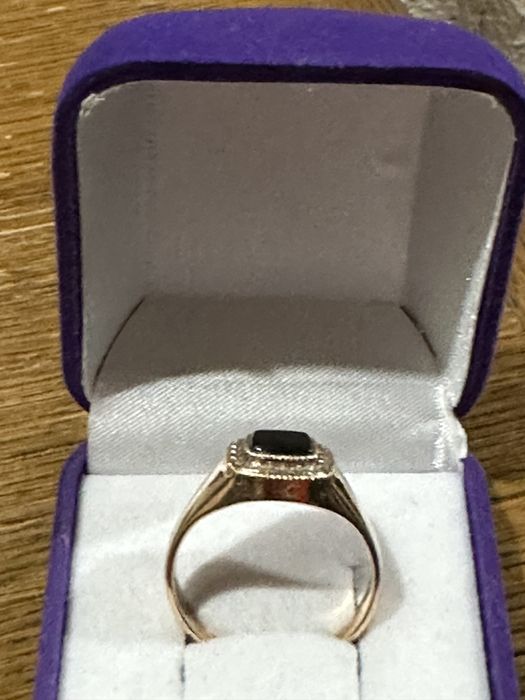 Перстень муж . Золото 585 пробы