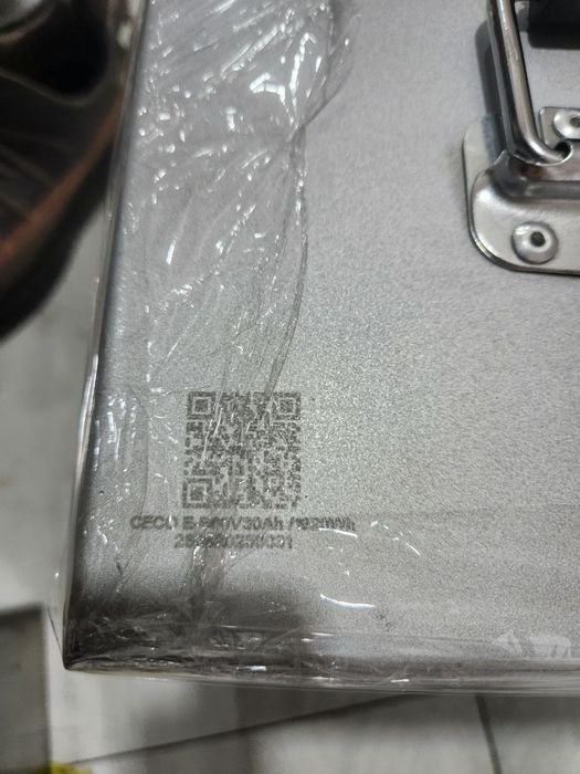 Аккамулятор сотамиз янги 1ийл гарантия бор