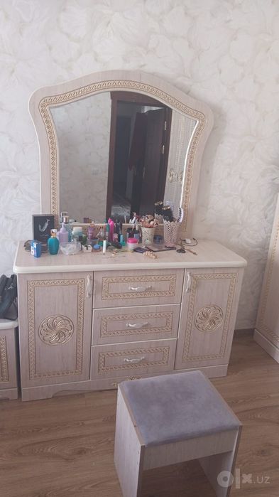 Продаётся новый мебель для спальни и кухни
