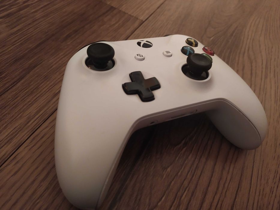 Xbox Series S CU 2x CONTROLER