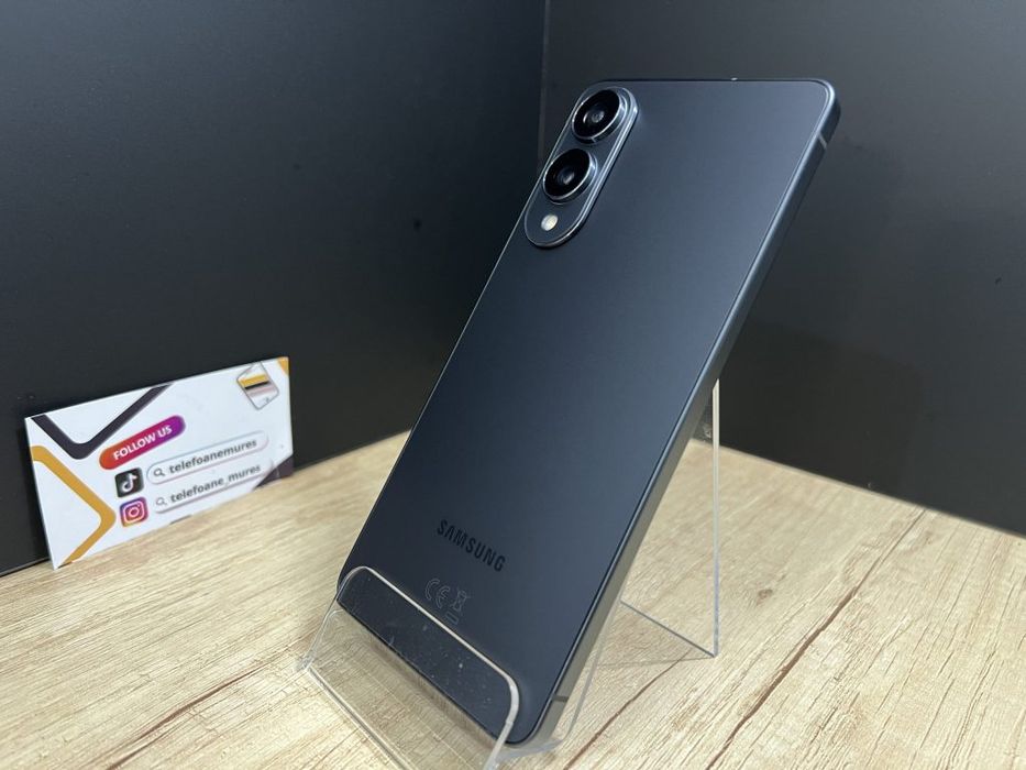 Samsung Galaxy S25 Edge 256Gb Titanium JetBlack Second-Hand 3 ani gara