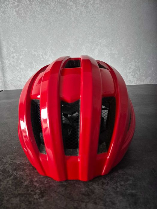 Каска велосипедная