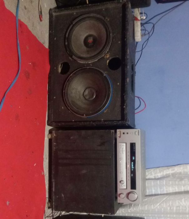 Vând boxe cu satie și subufar 650 de lei  mai multe datele la nr de te