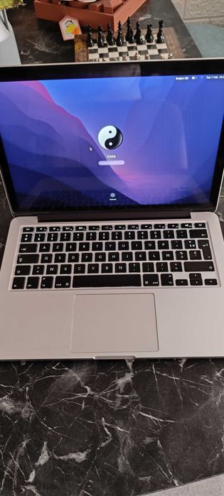 MacBook Pro model 1502