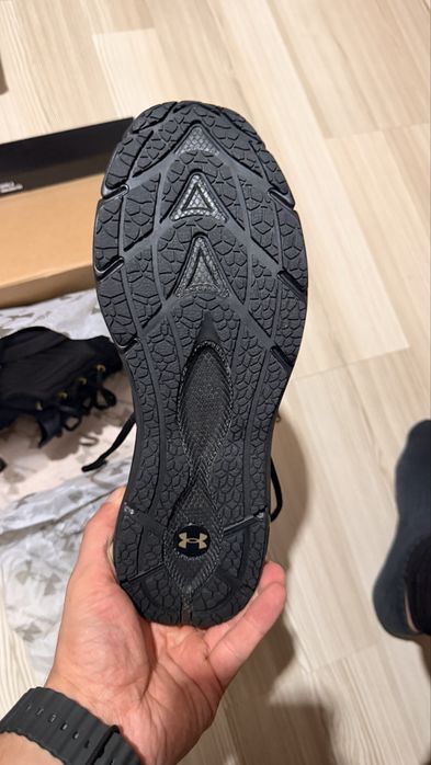 Under armour hovr phantom 2 intlknt marimea 45 noi nepurtati.
