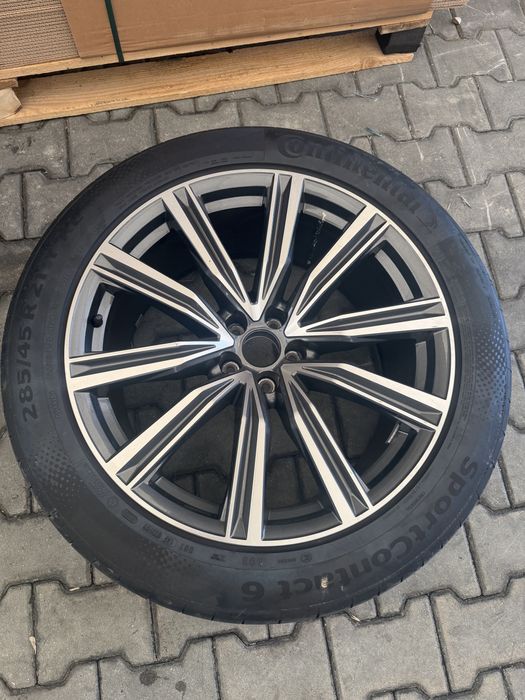 Set Roti complete R 21 AUDI Q8 / Q7