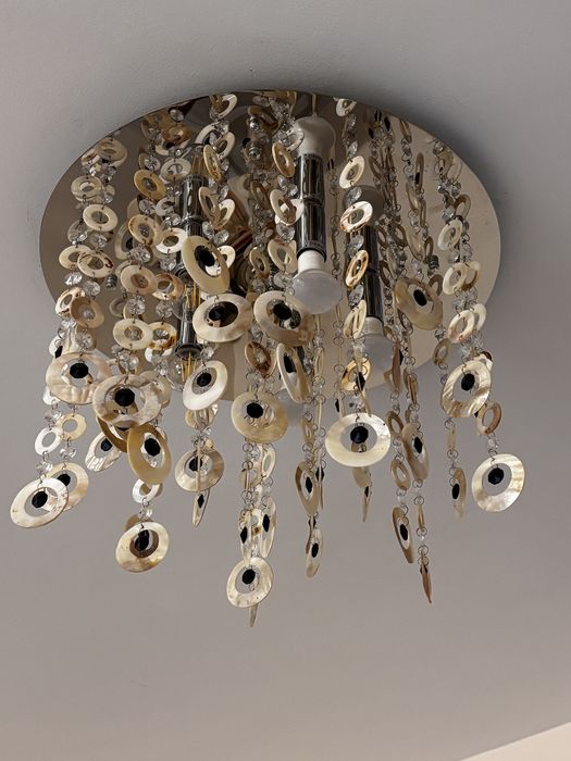 Полилей за таван