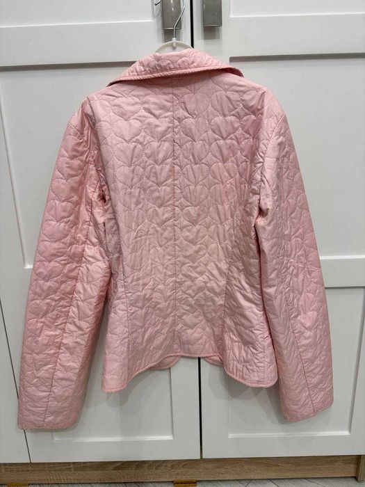 Ветровка женская