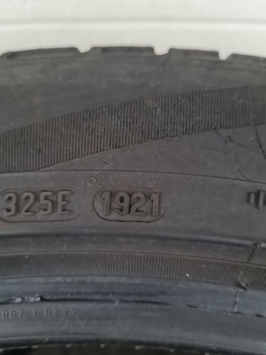 Всесезонни гуми 2 броя PIRELLI ScorpionZero 275 45 R21 дот 1921