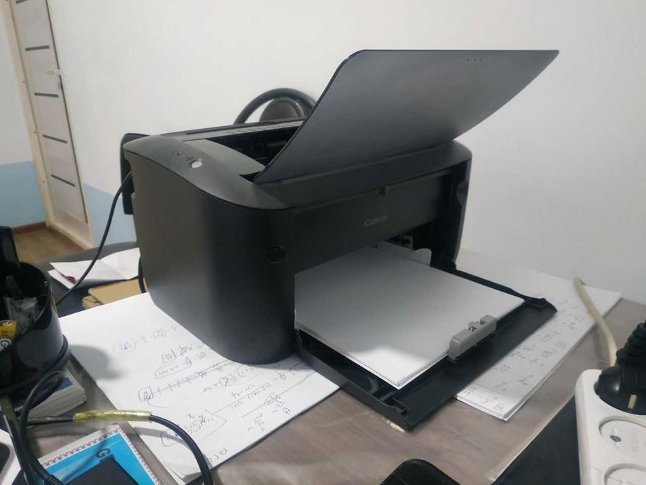 Kampyuter va printer sotiladi