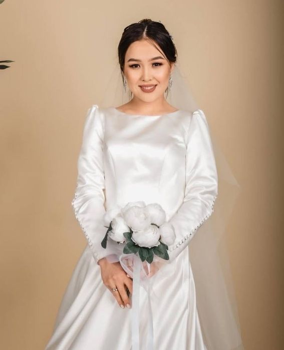 Продается свадебный платье