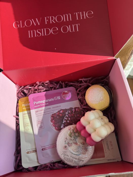 Бьюти бокс с наполнением.