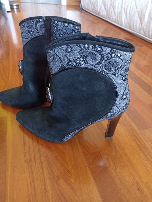 Дамски боти Accademia