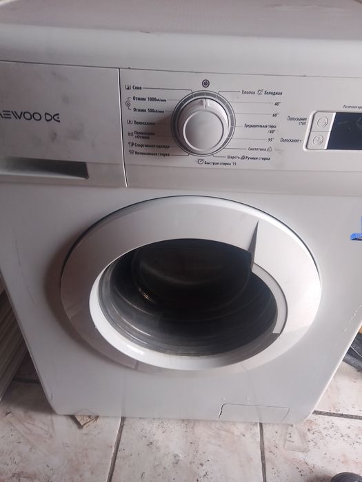 Продам стиральную машину