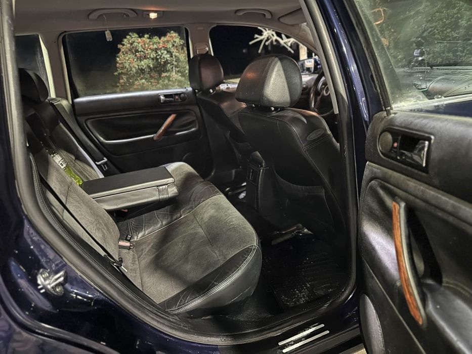 Pasat 1.9 tdi 131cp   vand urgent!!