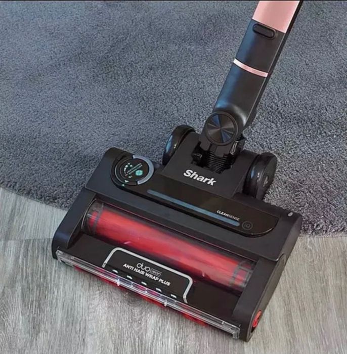 Прахосмукачка SHARK Stratos Anti Hair Wrap