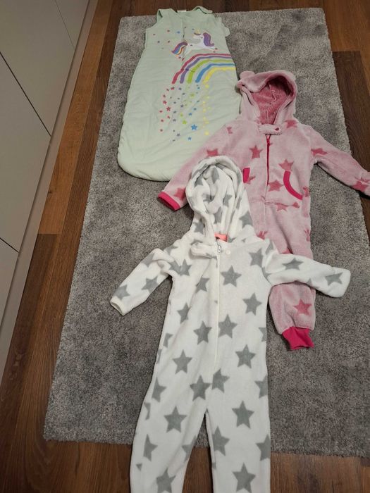 Pijamale si sac de dormit