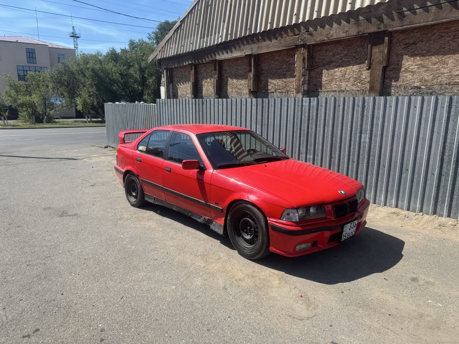 Автомобиль е36 бмв 325