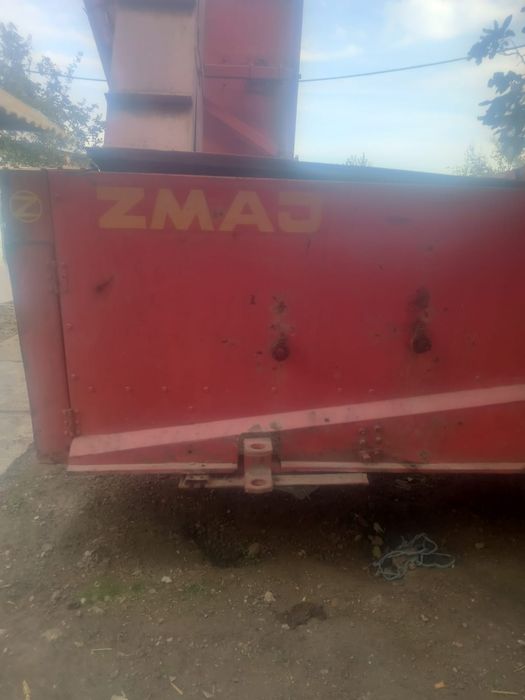 Culegător porumb pe un singur rând