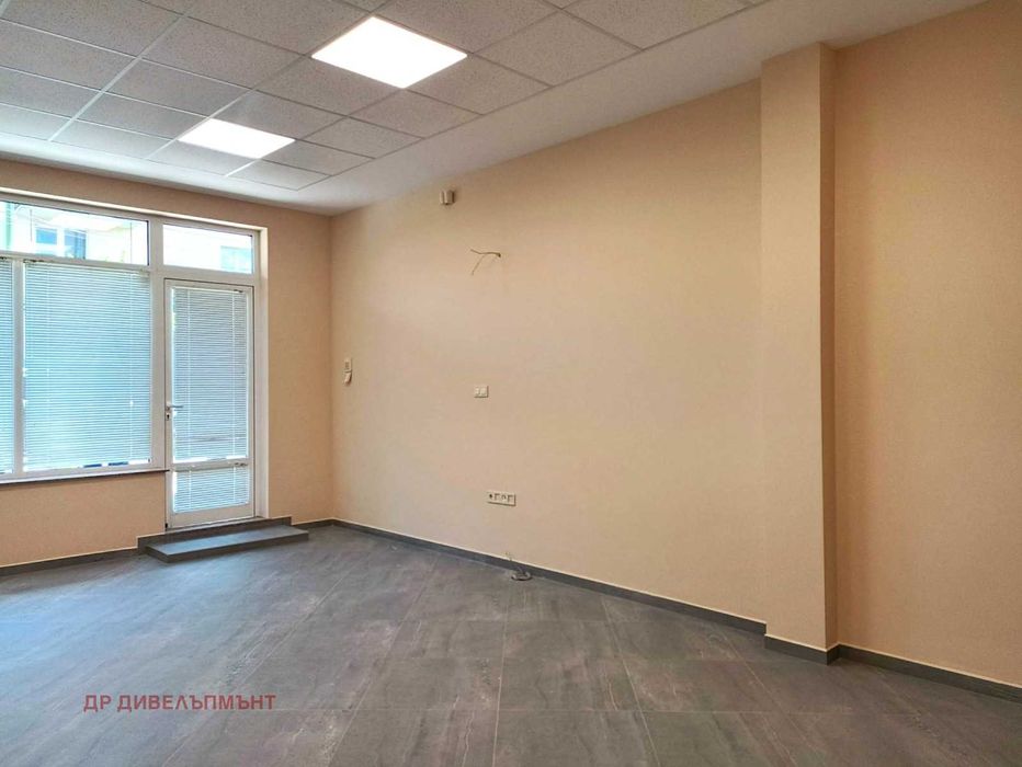 Дава се под наем Магазин в София, Левски - 60 кв.м за 331.5 € - Снимка #5