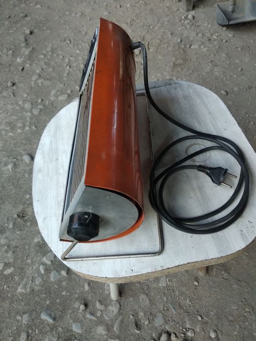 Обогреватель инфракрасный.