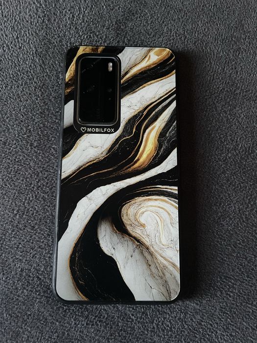 Huawei p40 pro în stare foarte bună fara zgârieturi , baterie 88%, negociabil !