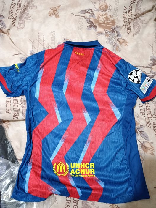 Тениска Барселона сезон 25/26