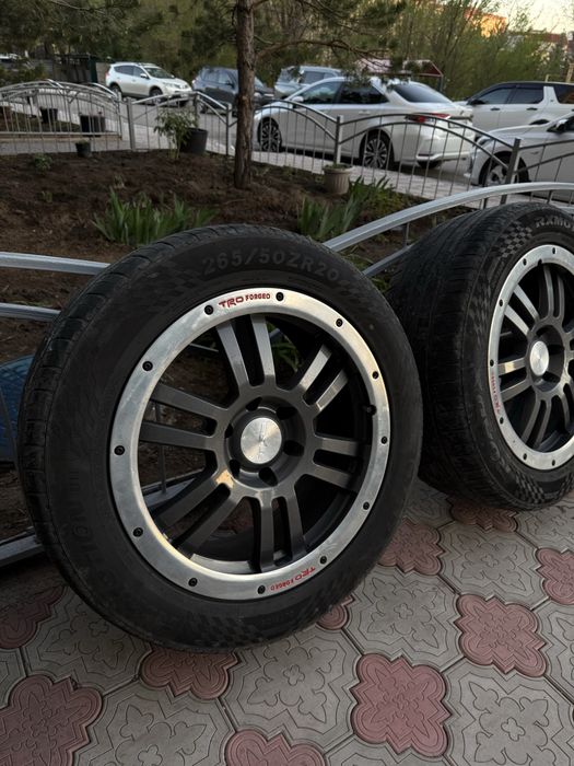 Комплект колёс/диски 265/50 R20