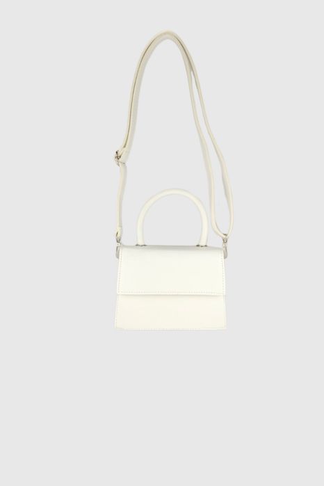 НОВО! ЛИКВИДАЦИЯ! Малка дамска чанта в бяло