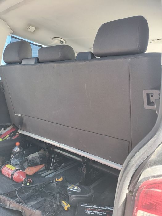 Седалка за VW Multivan T5 T6