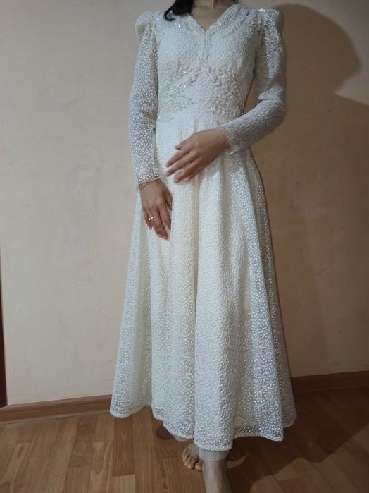 Вечернее платье .