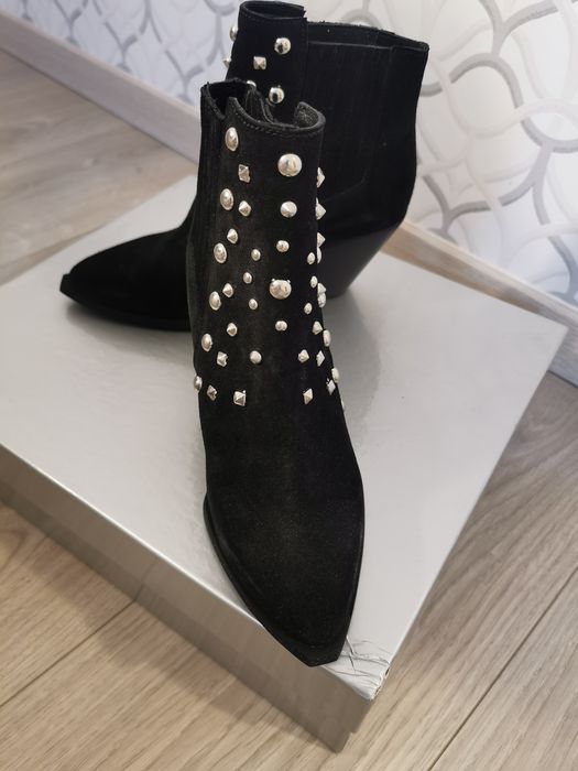 Botine Divine Follie - noi