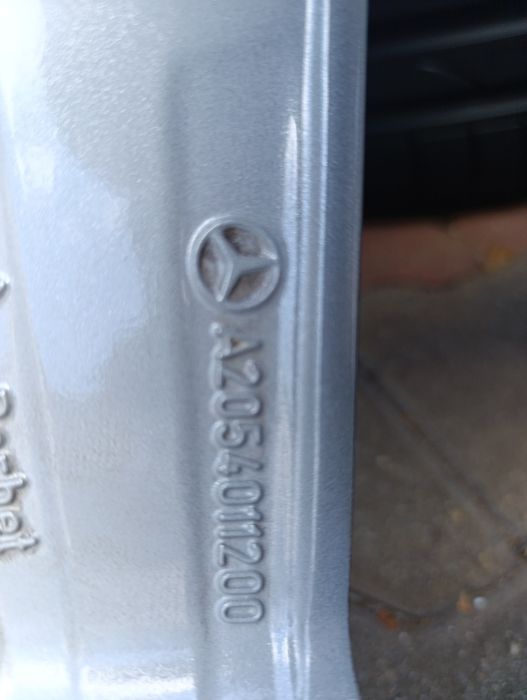 Jante originale Mercedes AMG C class W 205 vara 245 40 18 dot 2021