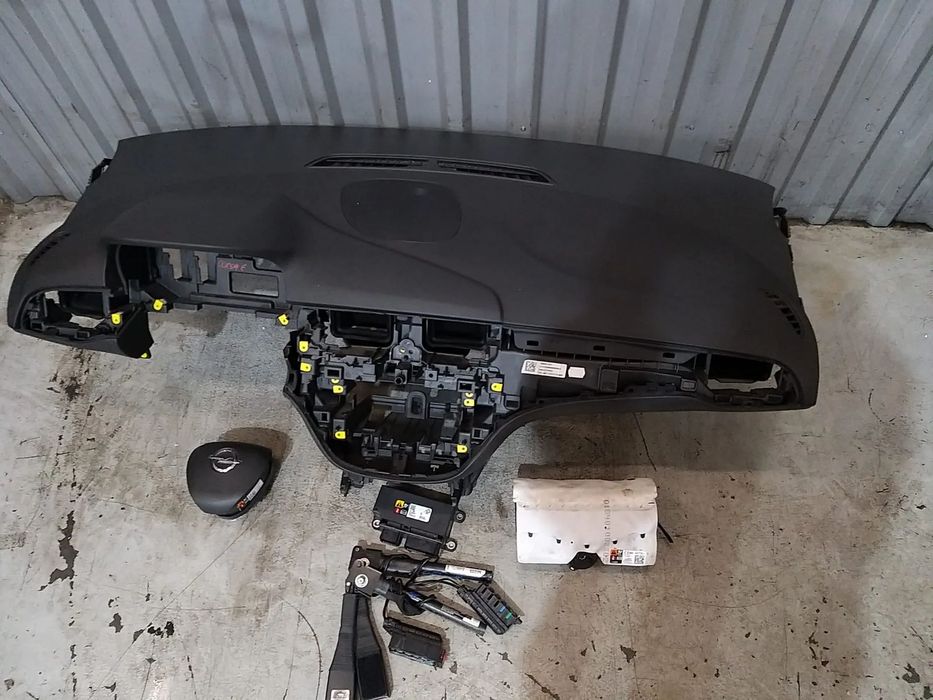 Kit plansa bord opel corsa e x15 39061297 34174925d 34172905d 13584587 13597092 34152507d