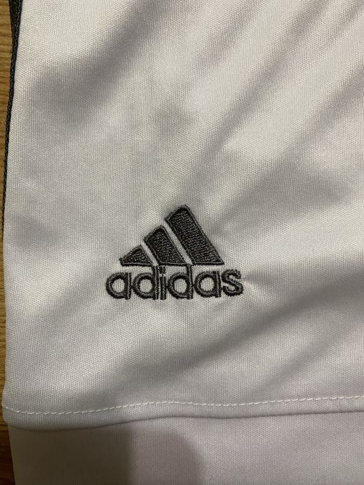 Pantaloni de fotbal scurti Real Madrid Adidas