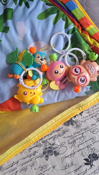 Продам детский коврик.