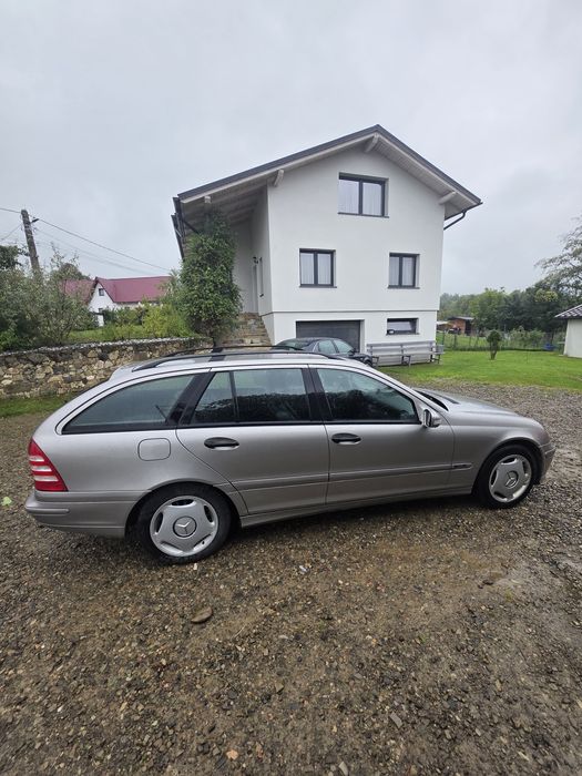 Schimb Mercedes c 220  automat